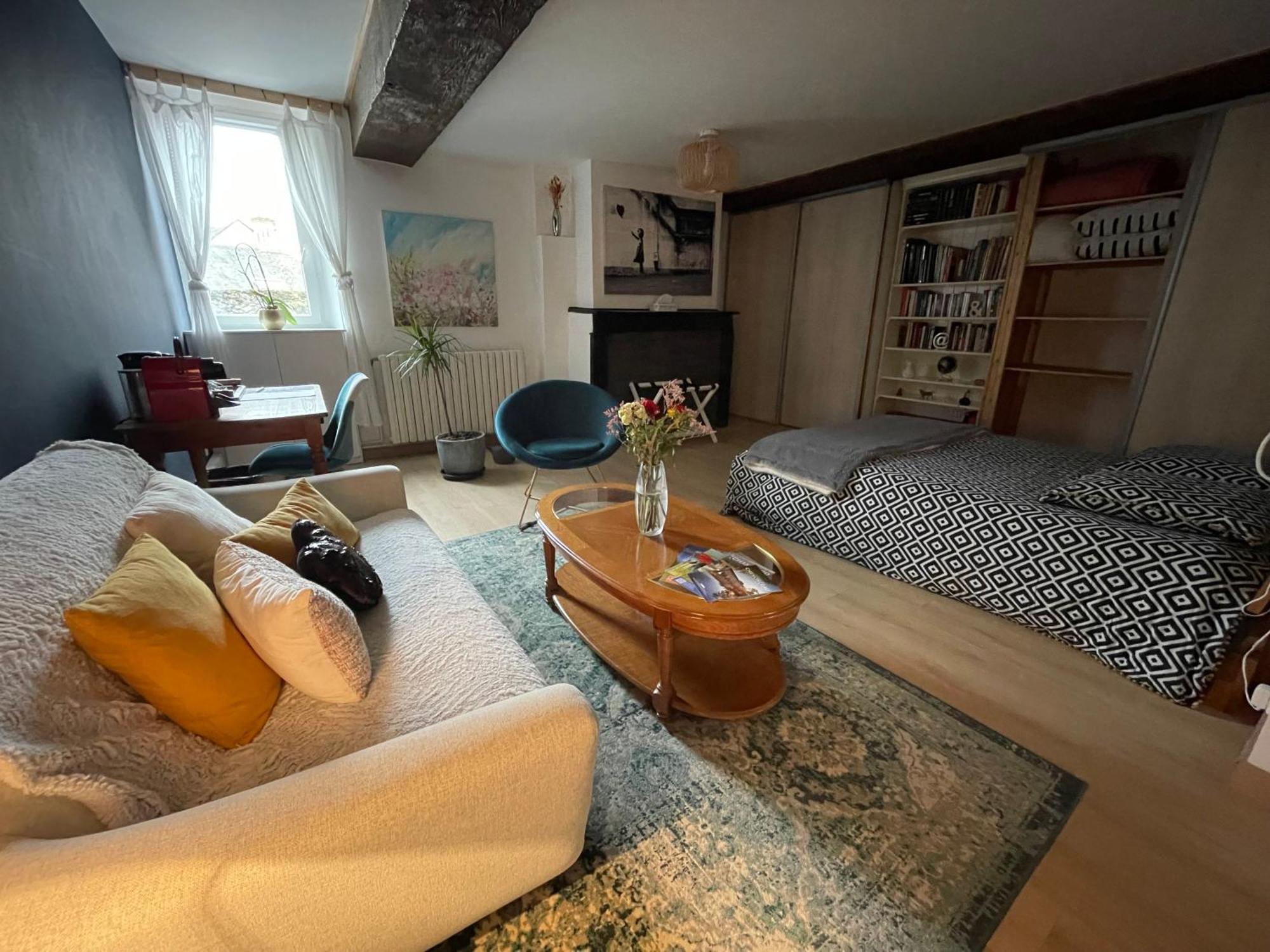 B&B Chez Sylvain Beaugency Luaran gambar
